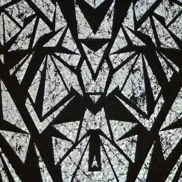 Vero Moda  Silver Black Mini Skirt size M Sparkly Geometric design 90s Y2k Party - Picture 4 of 14